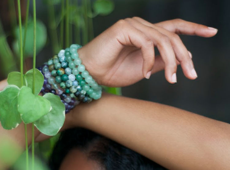 The Power Of The Green Bracelet Showing Support Creating Unity And Making  Change  Sweetandspark
