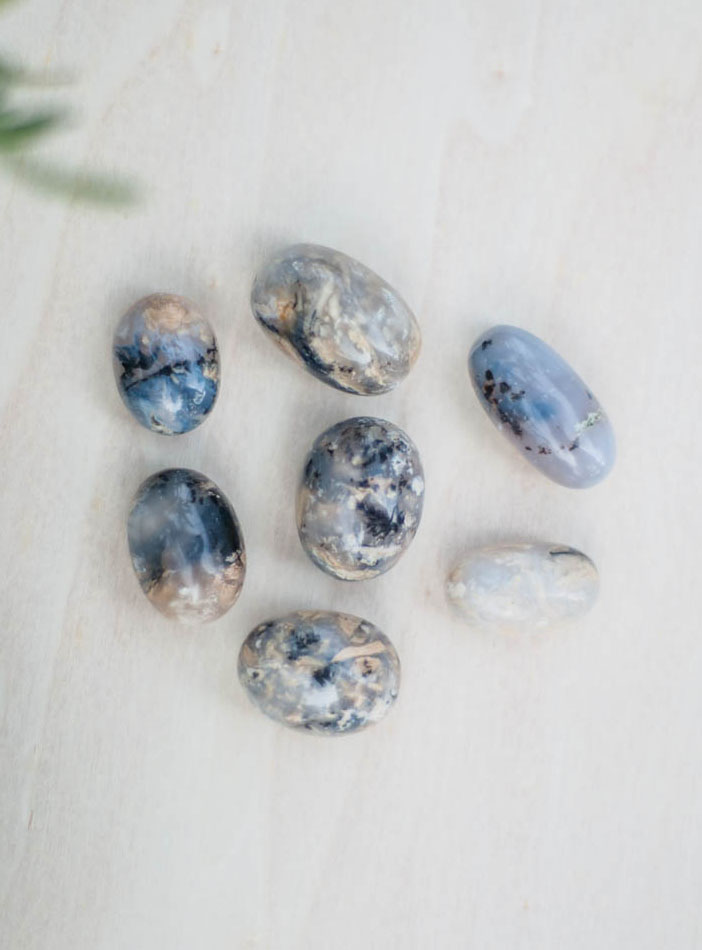 Tumbled Dendritic Agate