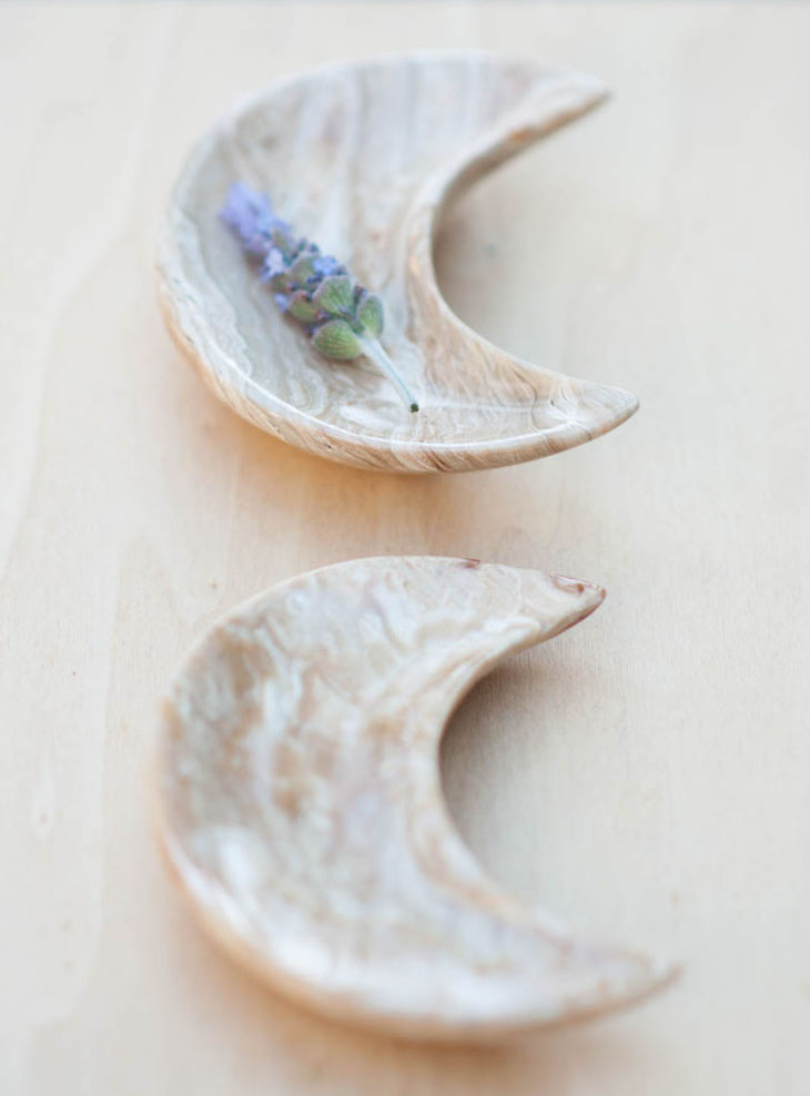 Aragonite Moon Bowl