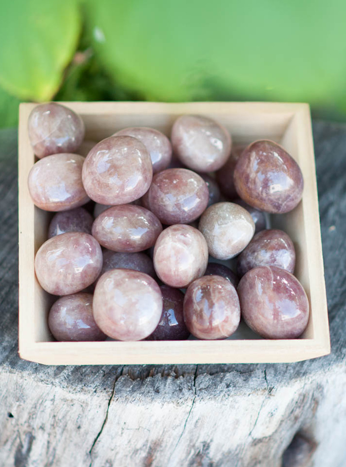 Tumbled Strawberry Quartz