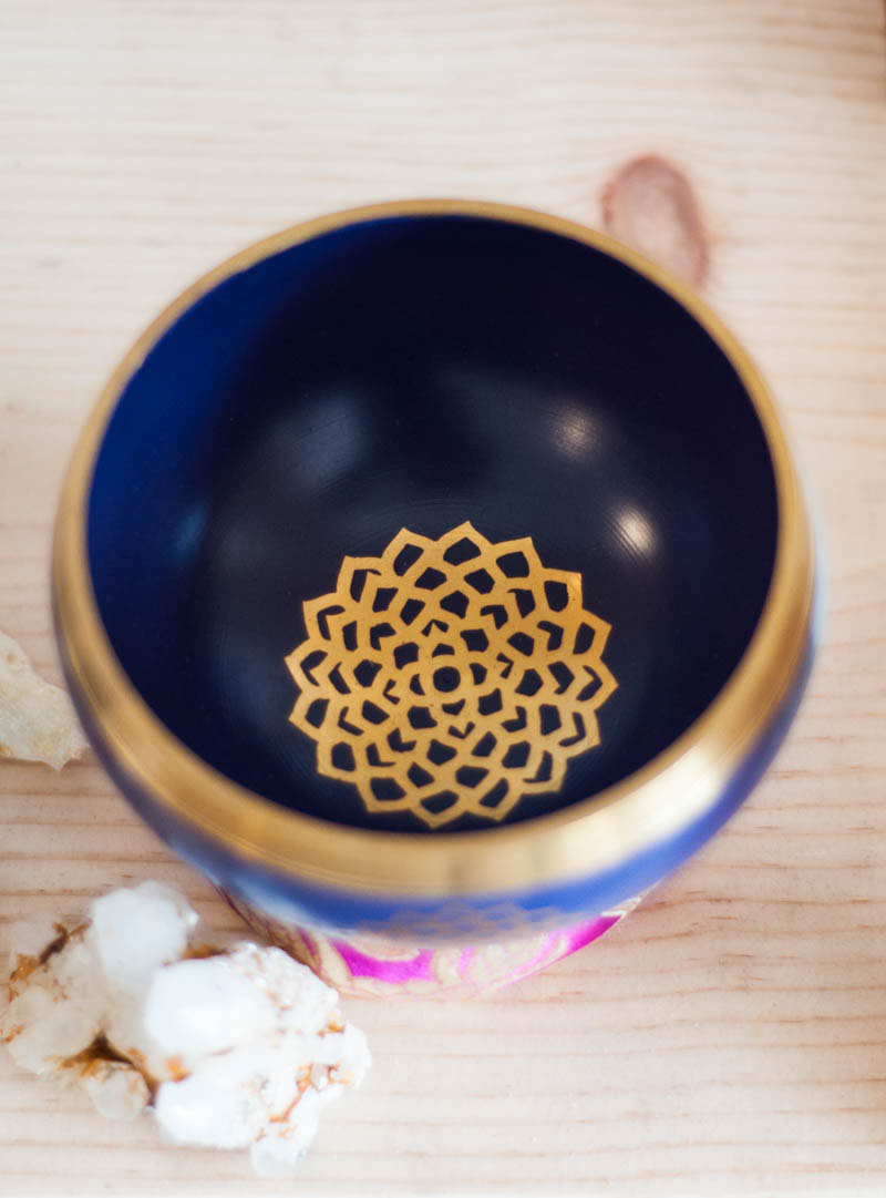 Crown Chakra Singing Bowl - solid color