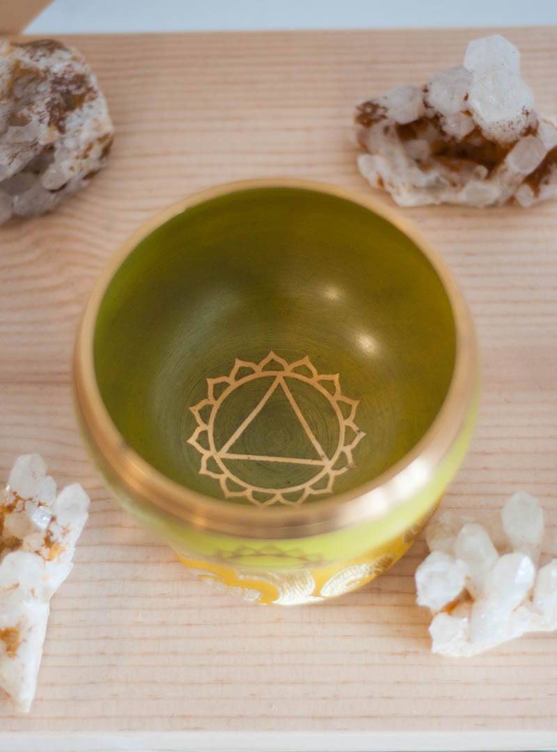 Solar Plexus Chakra Singing Bowl - solid Color