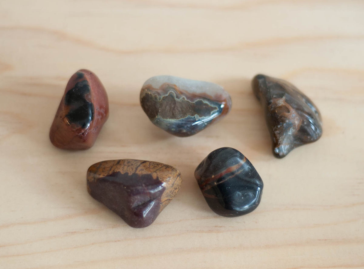 Tumbled Sardonyx Jasper
