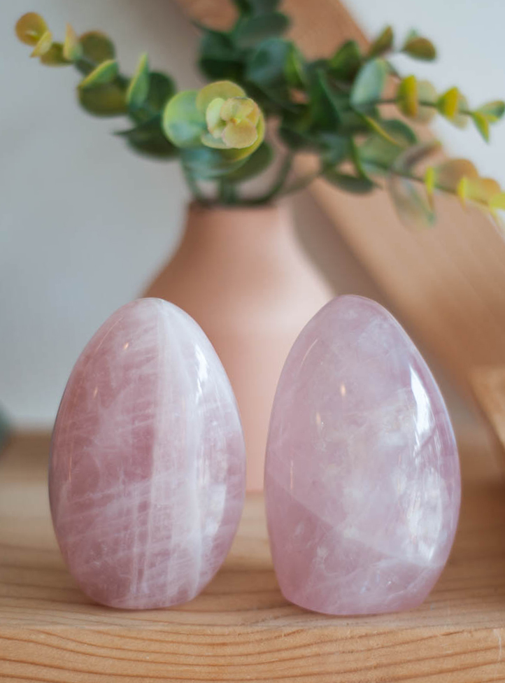 Rose Quartz Freeform - medium