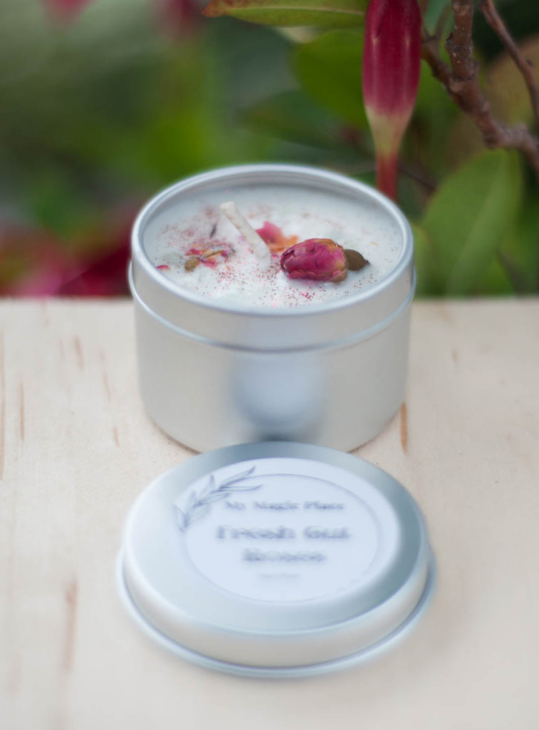 Fresh Cut Roses Tin Candle