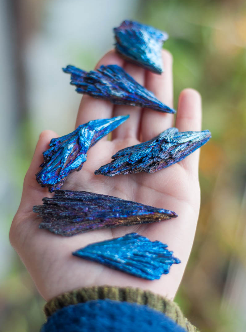 Mystic Aura Black Kyanite