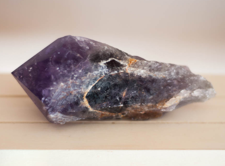 Pineapple Amethyst medium