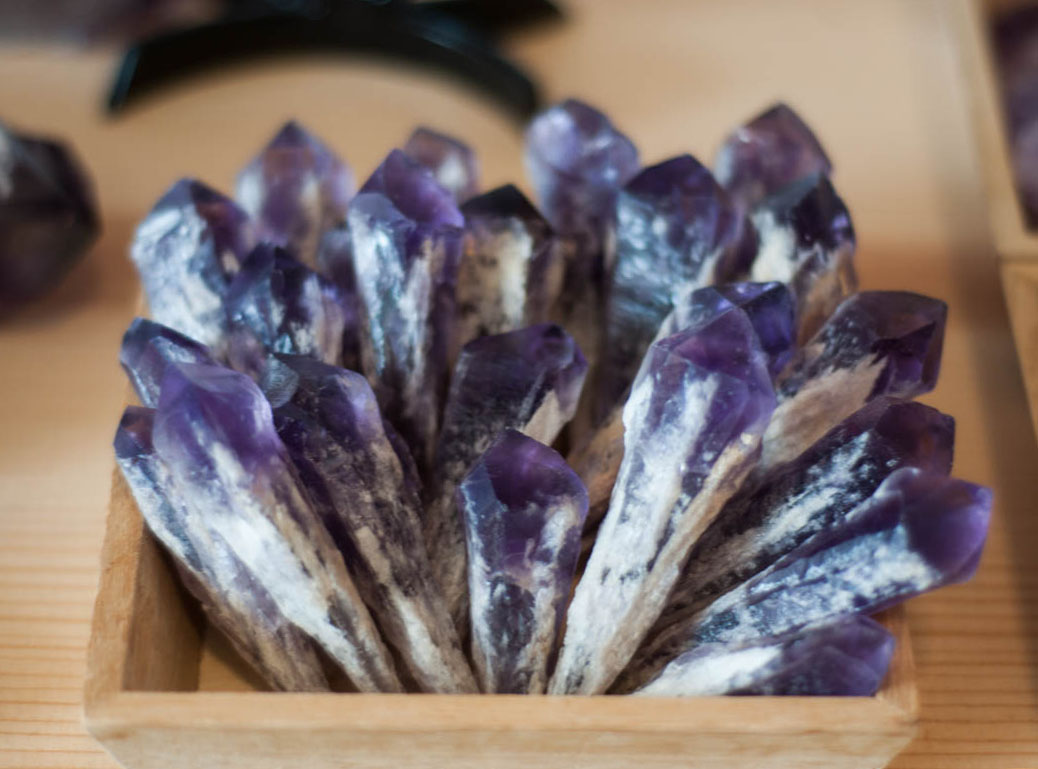 Pineapple Amethyst Point