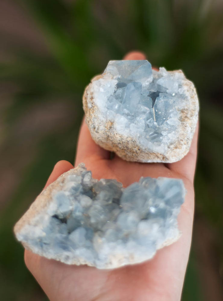 Celestite medium