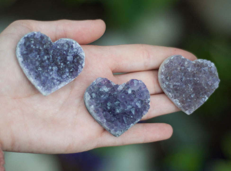 Uruguay Light Amethyst Heart medium