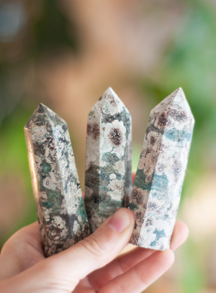 Green Flower Agate Tower