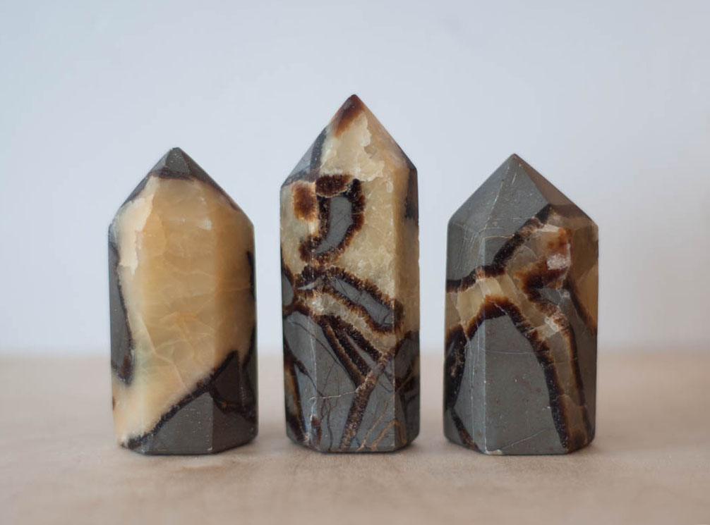 Septarian Yellow Tower medium