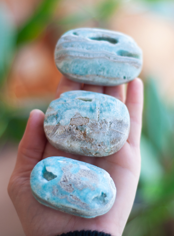 Blue Aragonite/Caribbean Blue Calcite Palm Stone - large