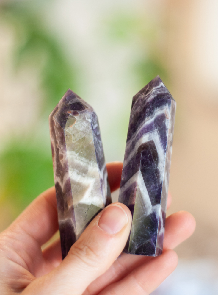 Chevron Amethyst Generator Medium