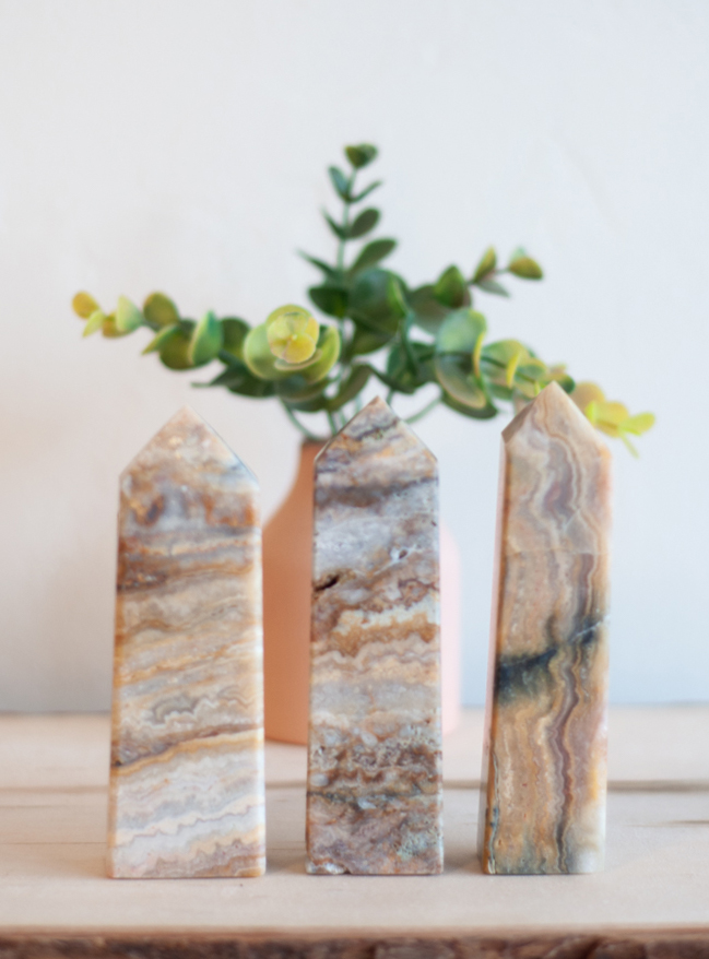 Crazy Lace Agate Tower