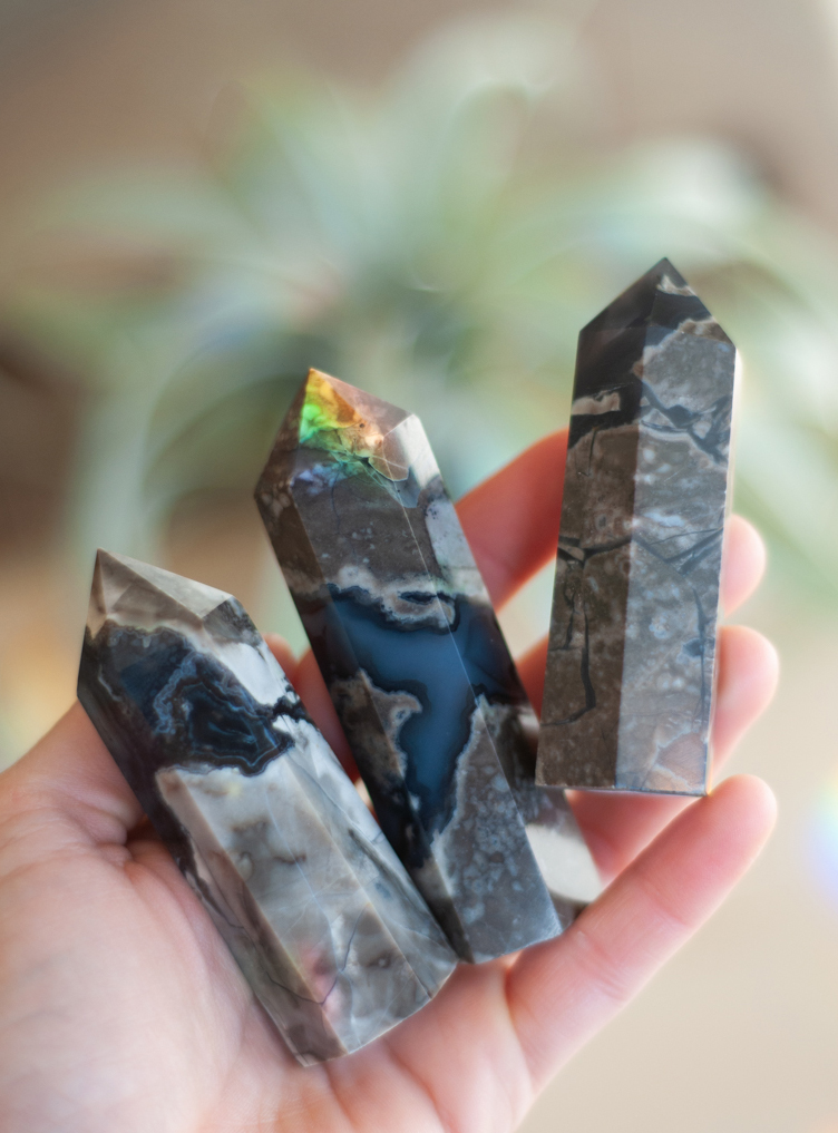 UV Reactive Volcano Agate Tower