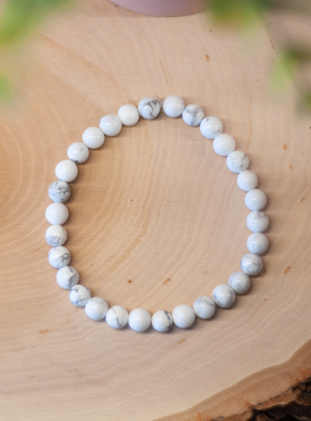 Howlite Bracelet 6 mm