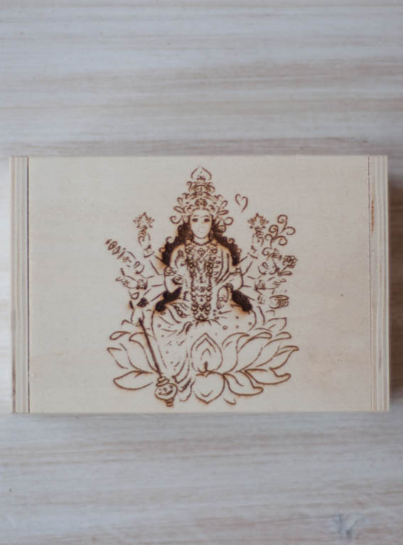 Lakshmi Hinged Wood Box 