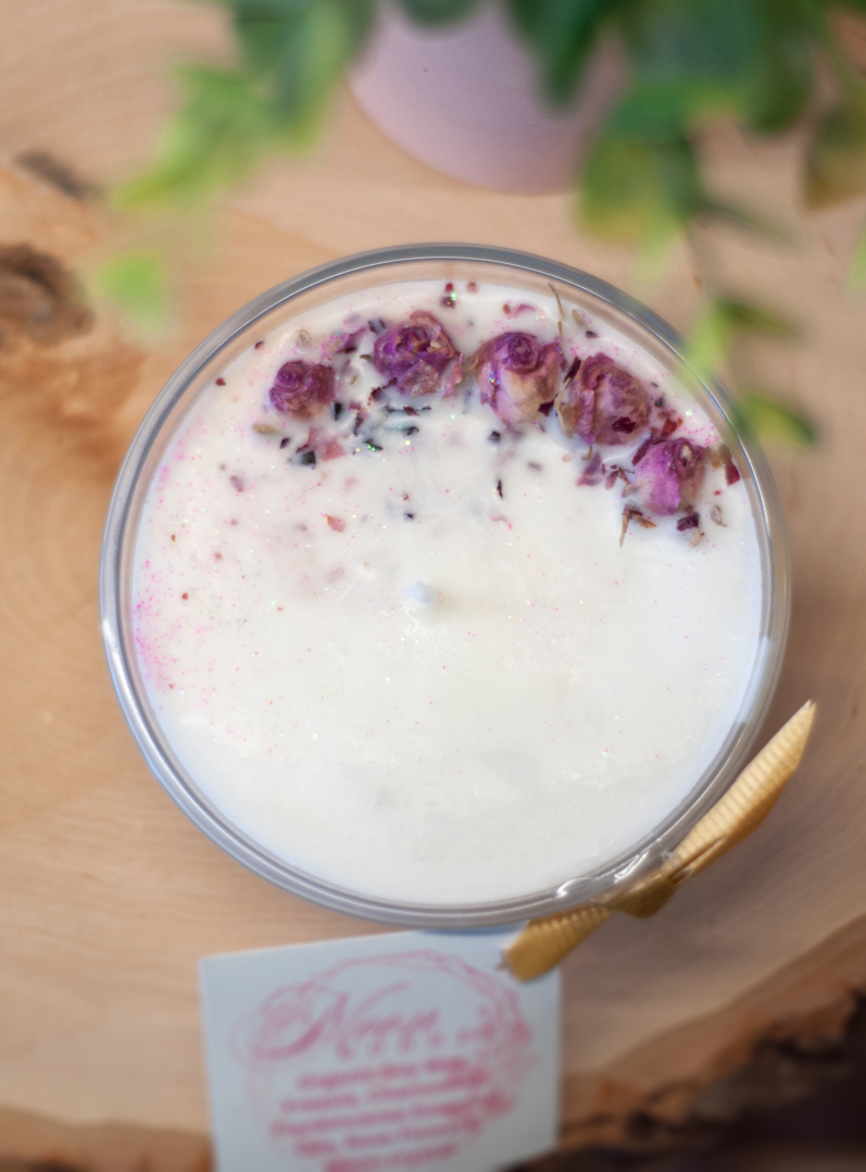 Pretty Little Thing Candle