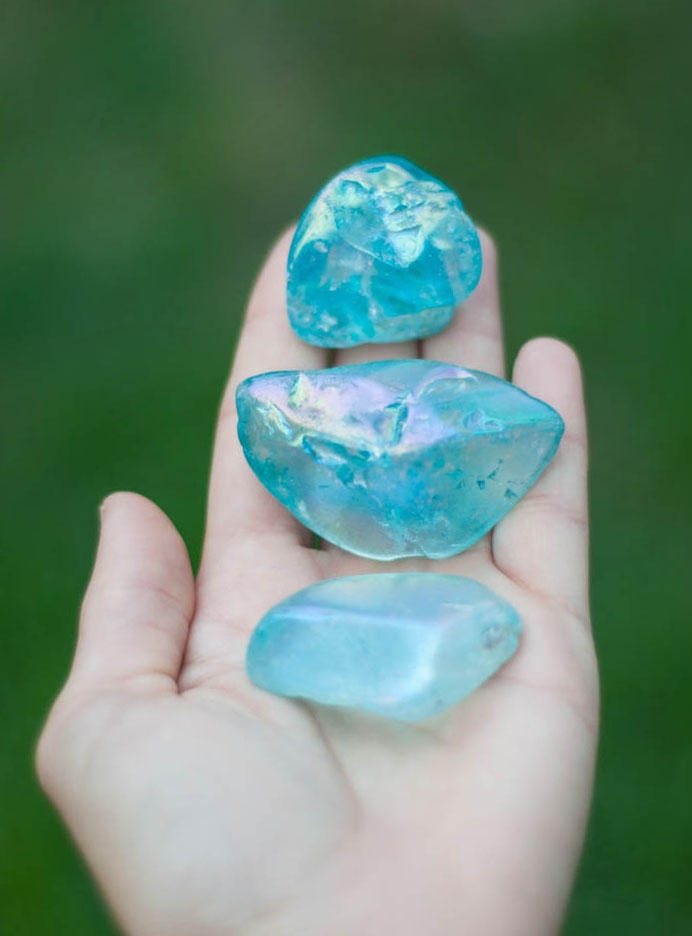 Tumbled Aqua Aura - large